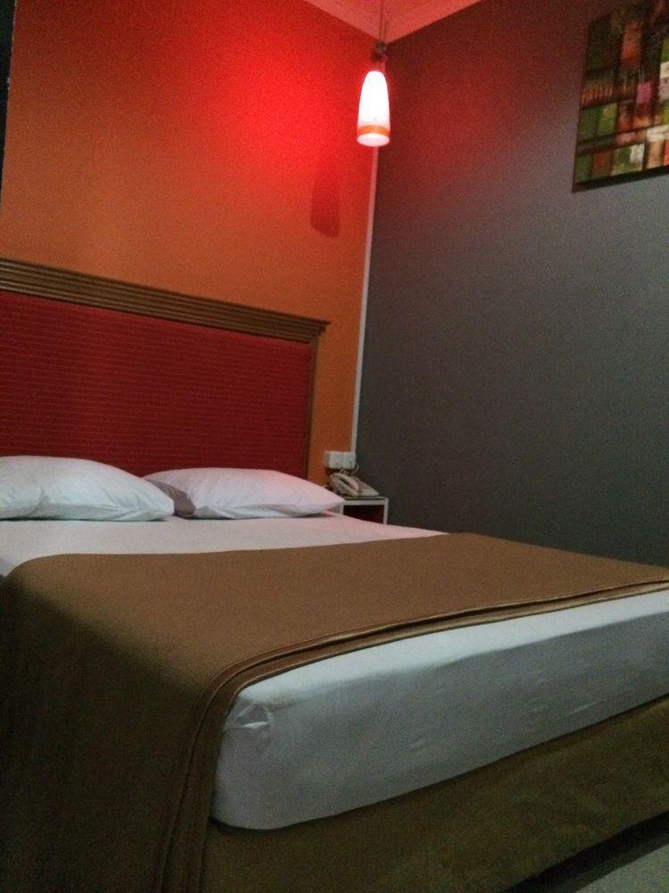 Hollywood Hotel Dżakarta Zewnętrze zdjęcie