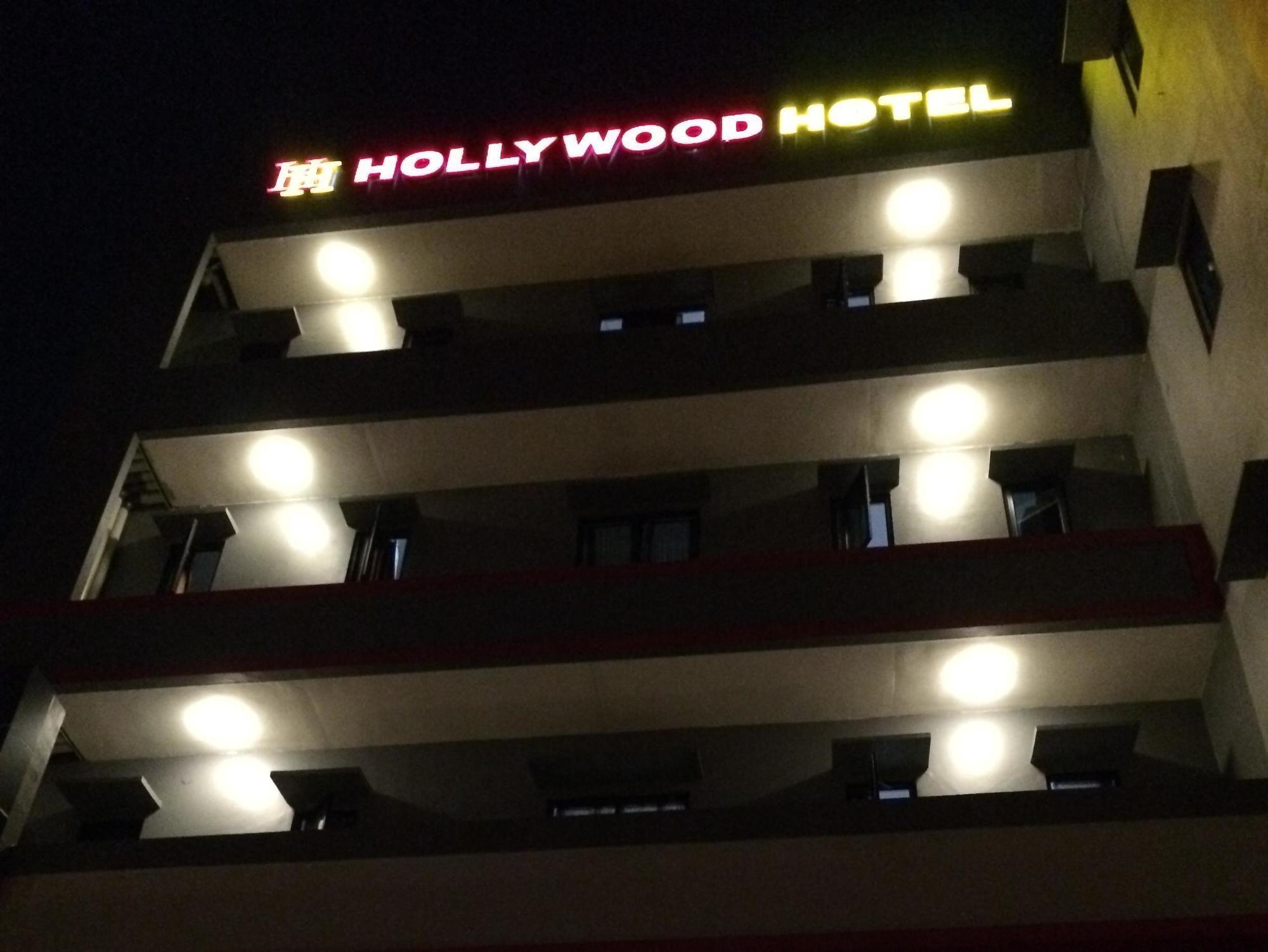 Hollywood Hotel Dżakarta Zewnętrze zdjęcie