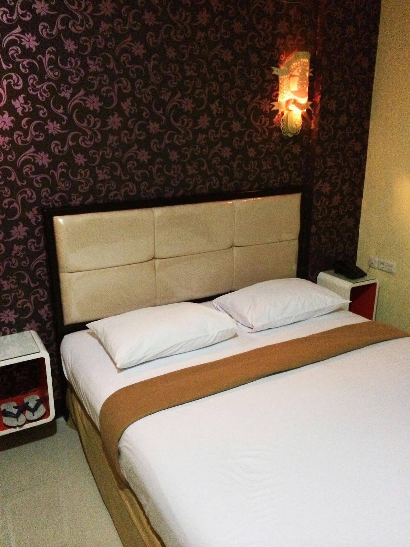 Hollywood Hotel Dżakarta Zewnętrze zdjęcie
