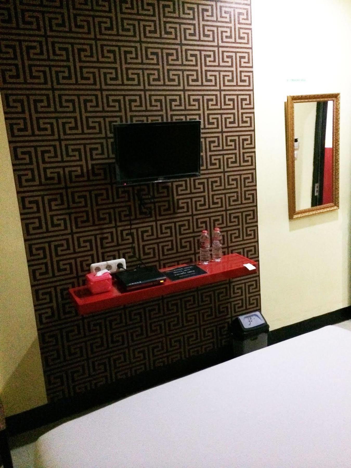 Hollywood Hotel Dżakarta Zewnętrze zdjęcie