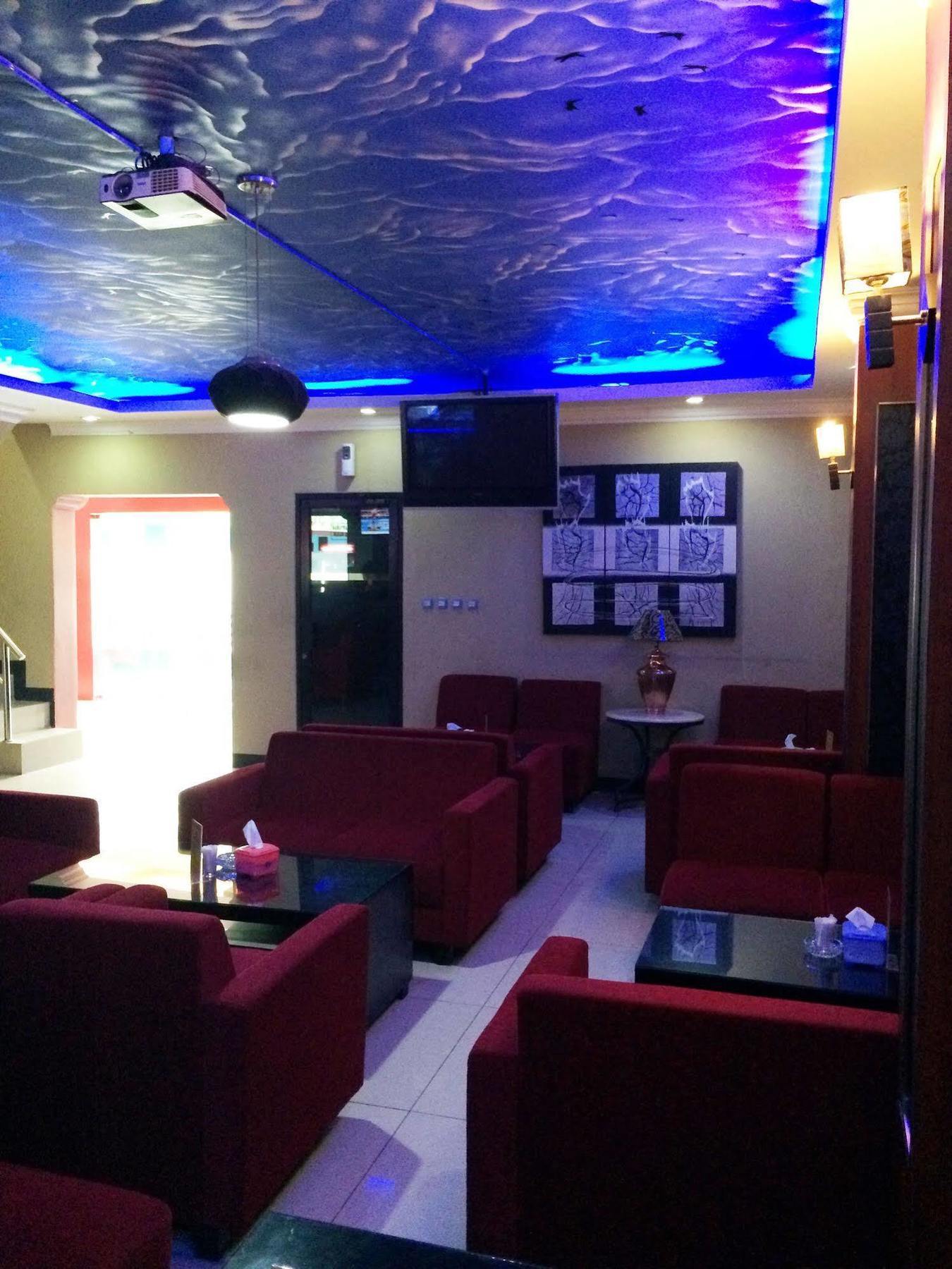 Hollywood Hotel Dżakarta Zewnętrze zdjęcie
