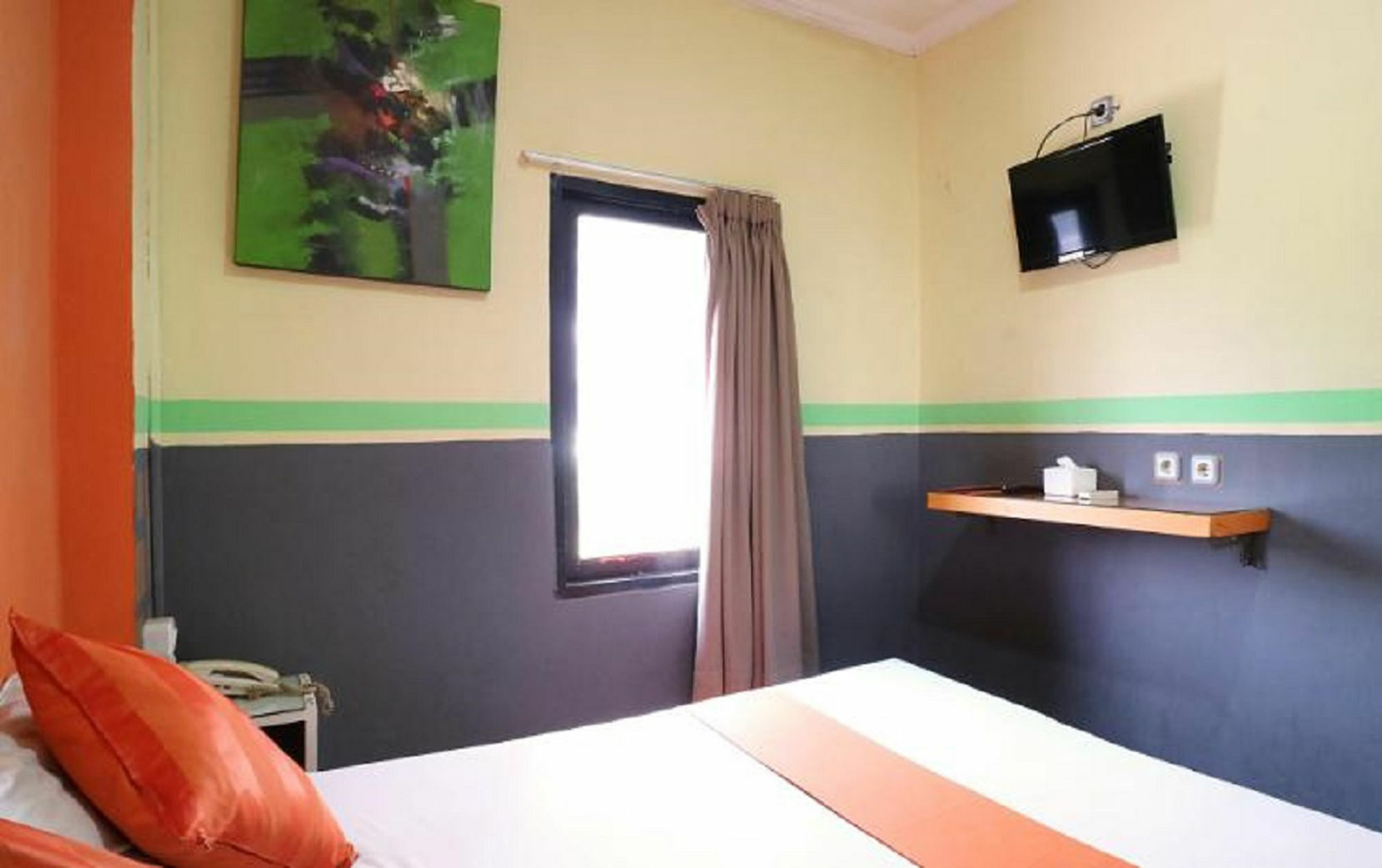 Hollywood Hotel Dżakarta Zewnętrze zdjęcie